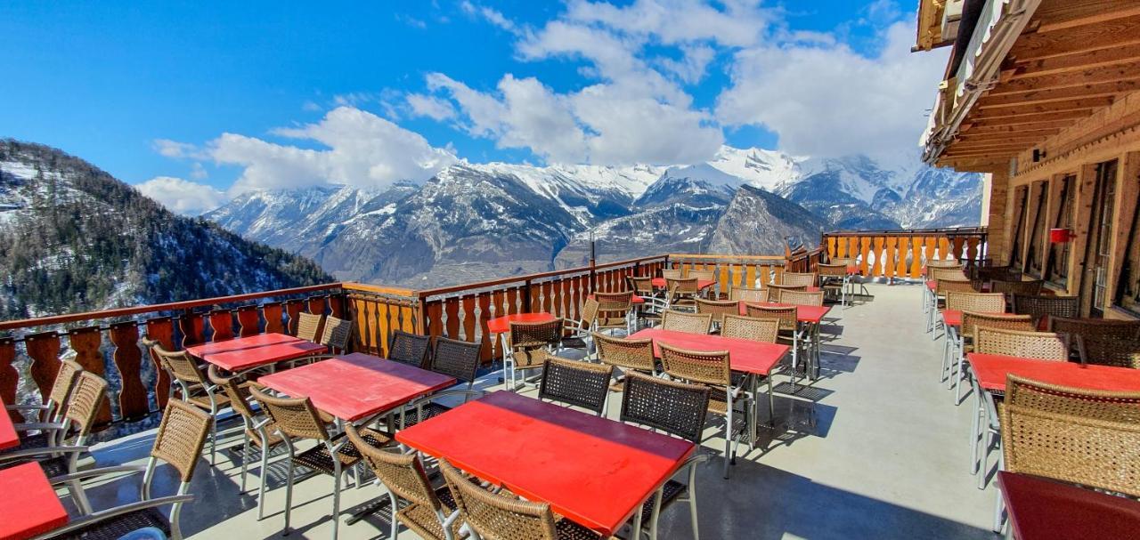 Auberge Le Mont-Gele Iserables Exterior foto